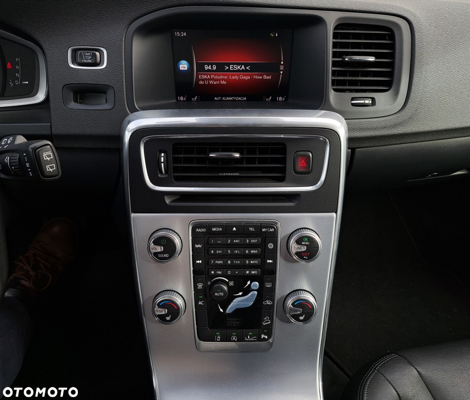 Volvo V60 Cross Country - 22