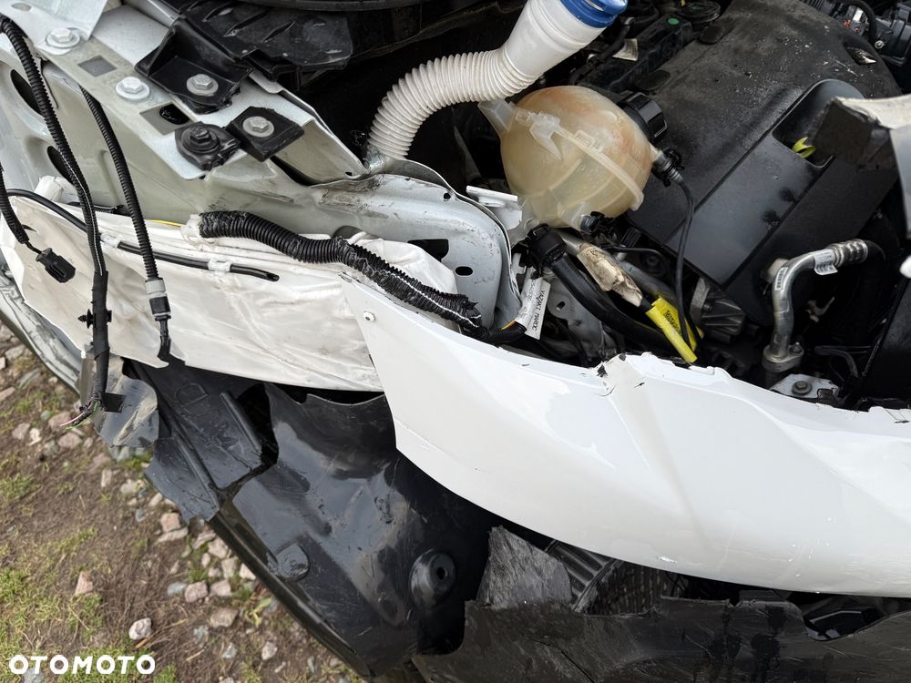 Peugeot Expert 2.0 BlueHDi Long 3,0t Premium (bryg.) - 20