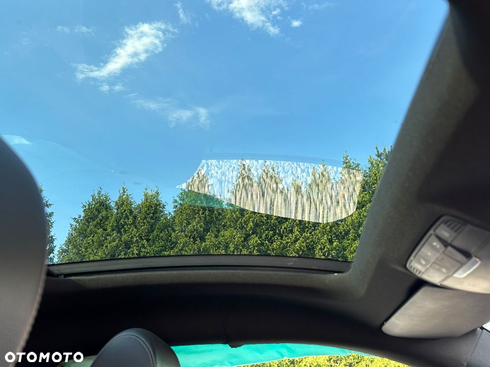 Mercedes-Benz Klasa C 180 7G-TRONIC - 23