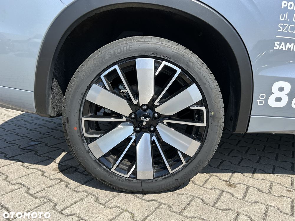 Mitsubishi Outlander Instyle Plus - 19