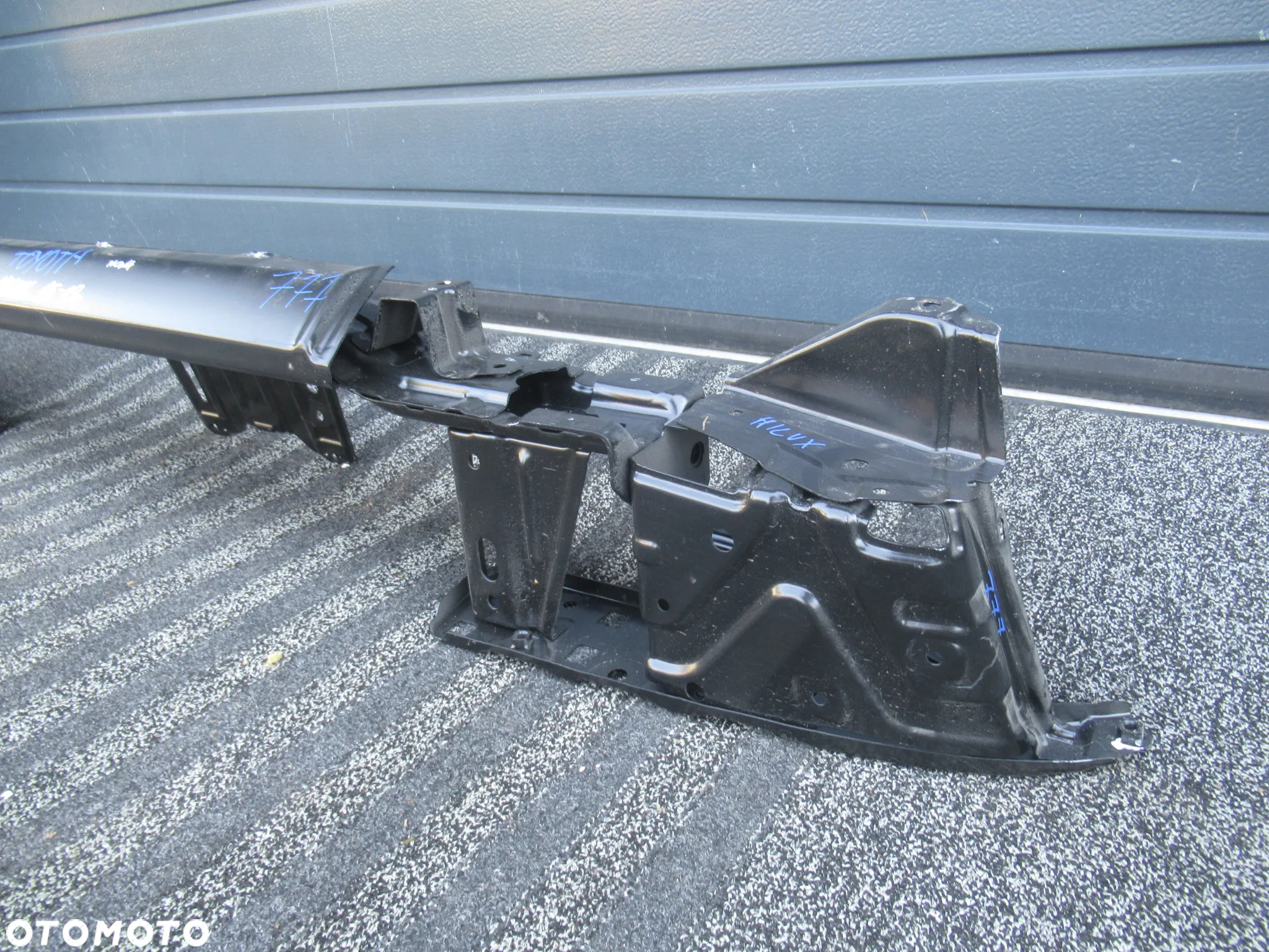 BELKA ZDERZAKA TYLNA TYŁ TOYOTA HILUX VIII 8 2015- - 7