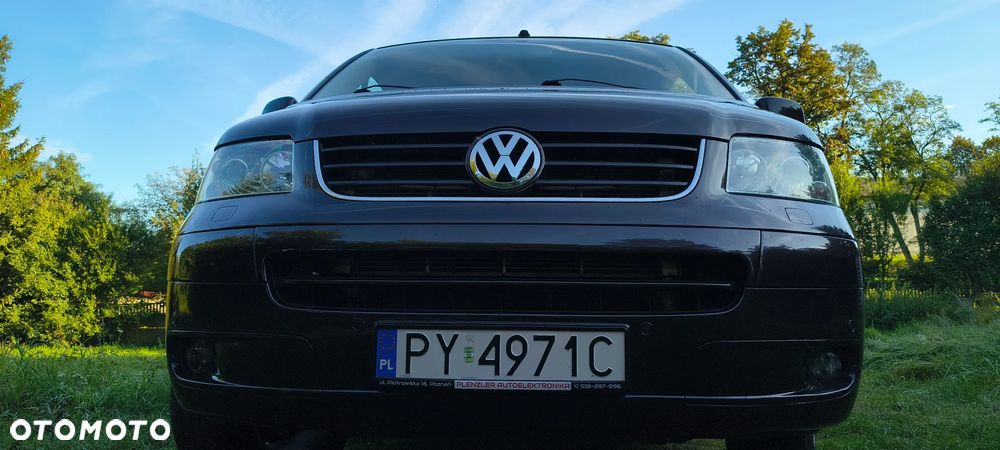 Volkswagen Multivan - 20