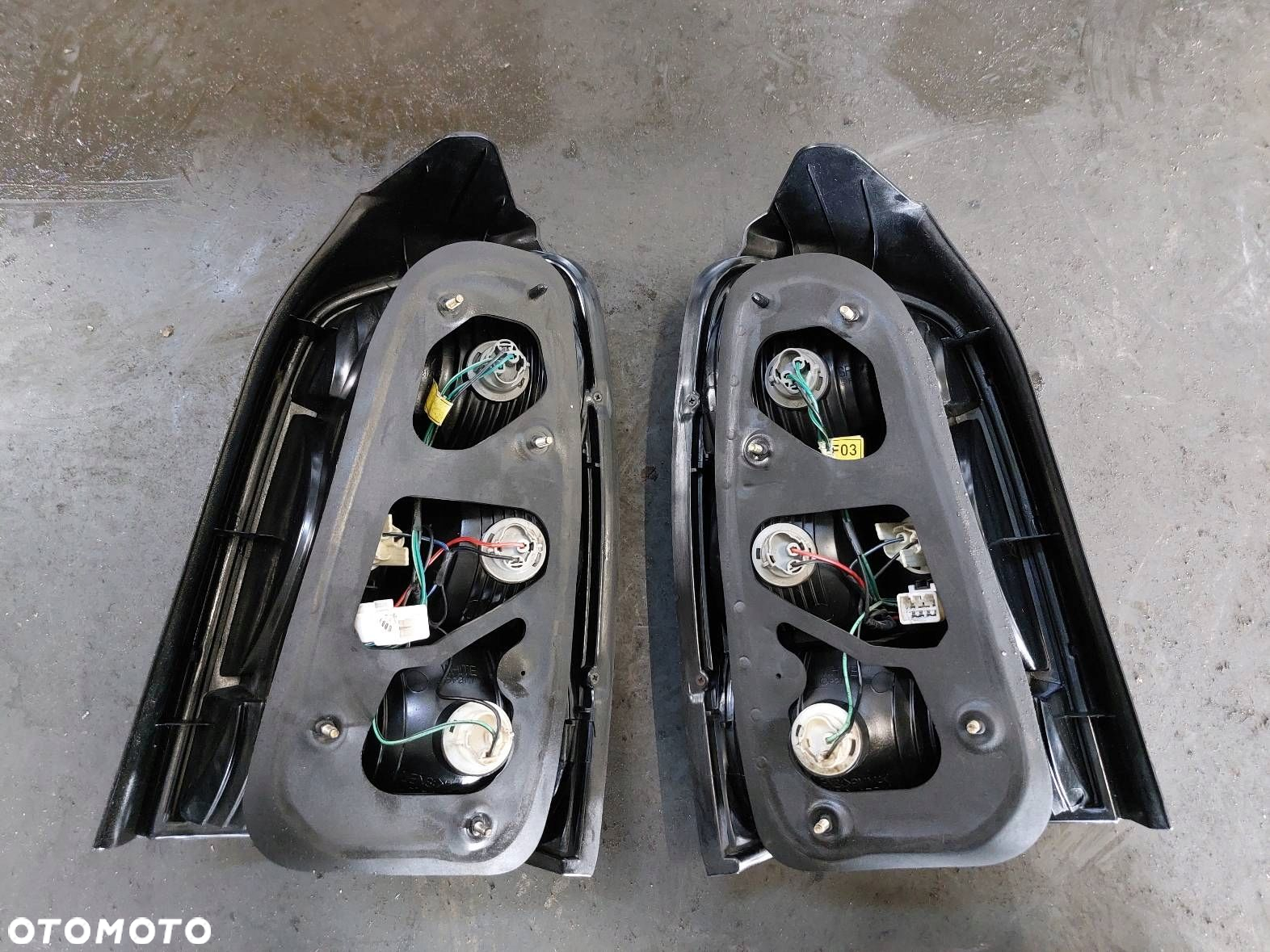 KOMPLETNY TYŁ KLAPA ZDERZAK LAMPA TYŁ HYUNDAI TRAJET I FL SI - 11