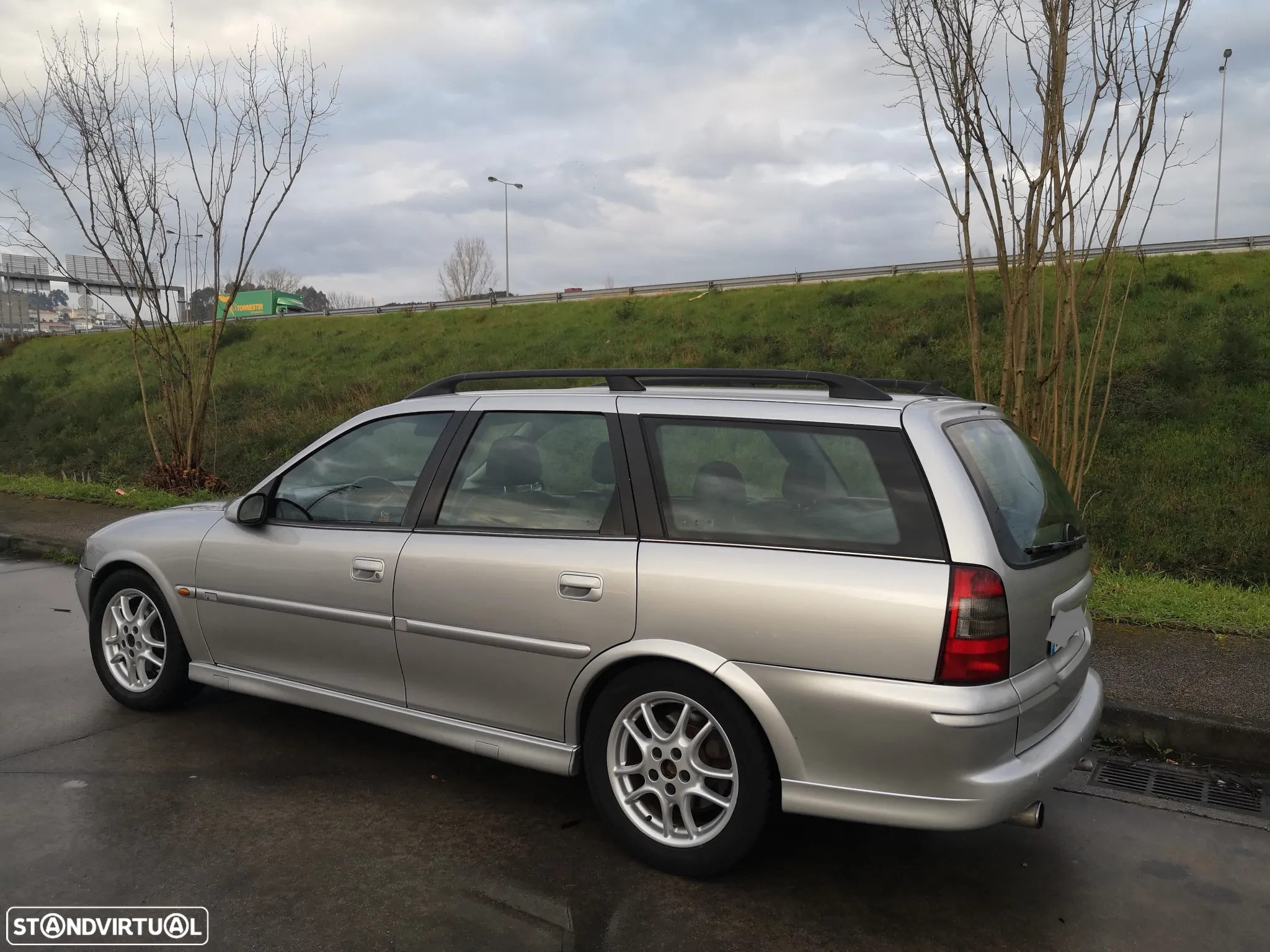 Opel Vectra Caravan 2.0 DTi Sport - 2