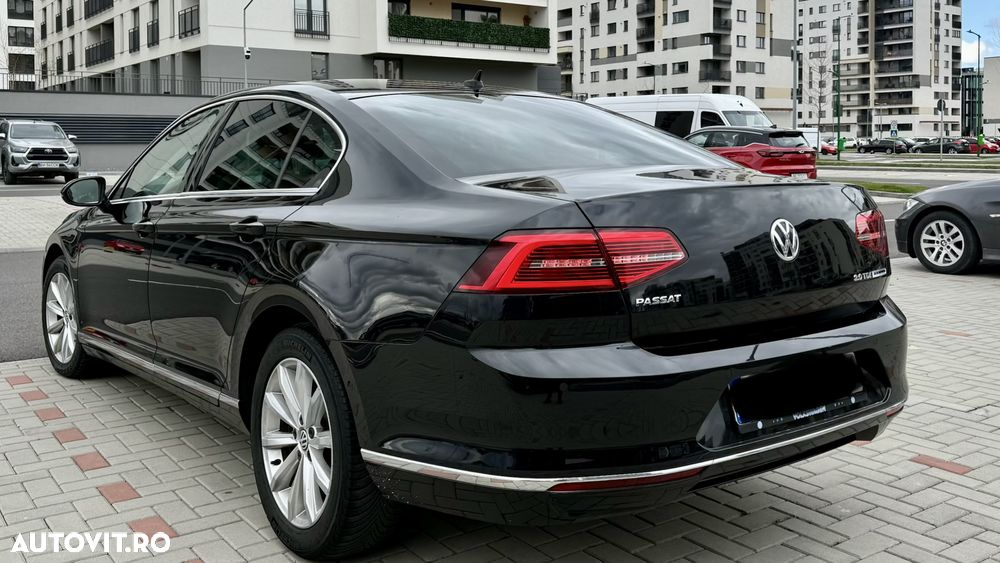 Volkswagen Passat 2.0 TDI DSG Highline - 5