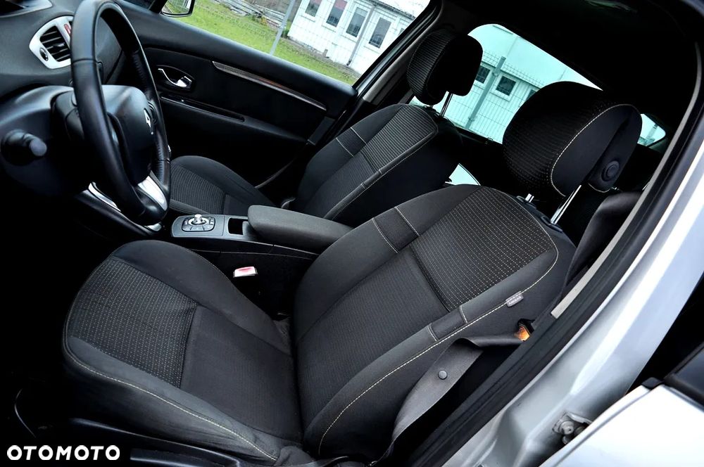 Renault Scenic - 17