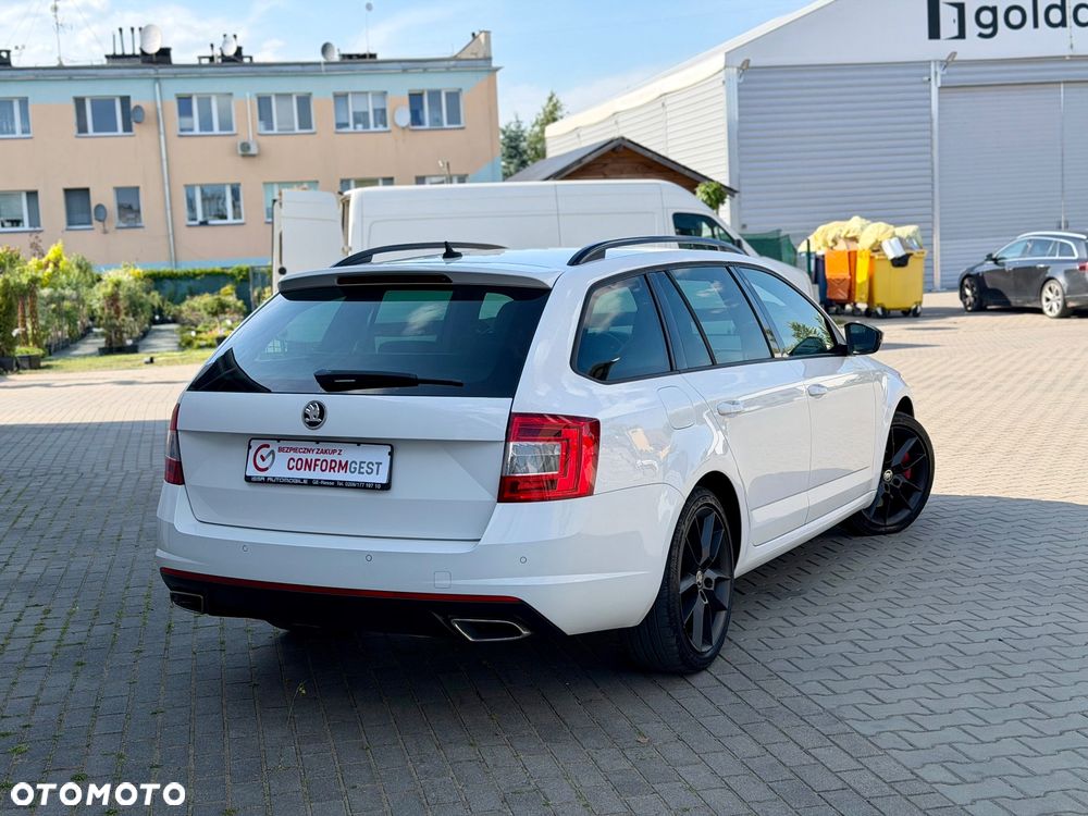 Skoda Octavia 2.0 TDI DSG RS - 16
