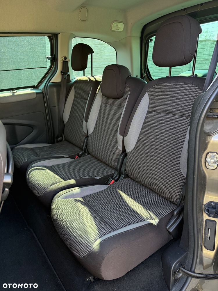 Peugeot Partner HDi FAP 115 Family - 10