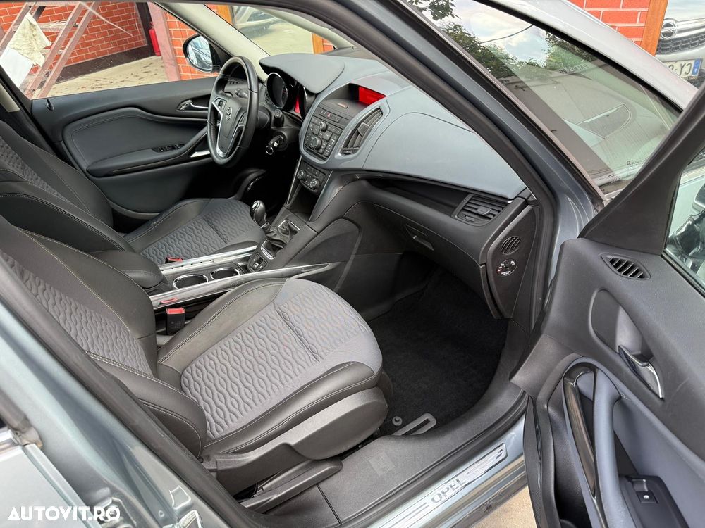 Opel Zafira Tourer 2.0 CDTI ECOTEC Cosmo - 6