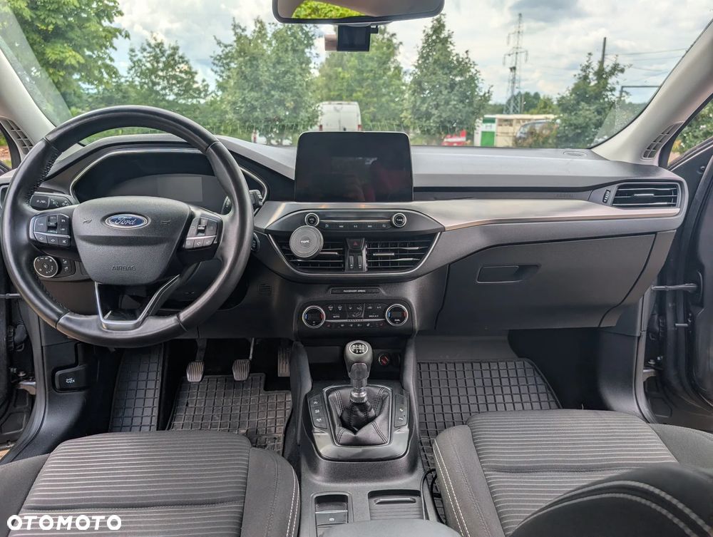Ford Focus 2.0 EcoBlue Titanium - 18
