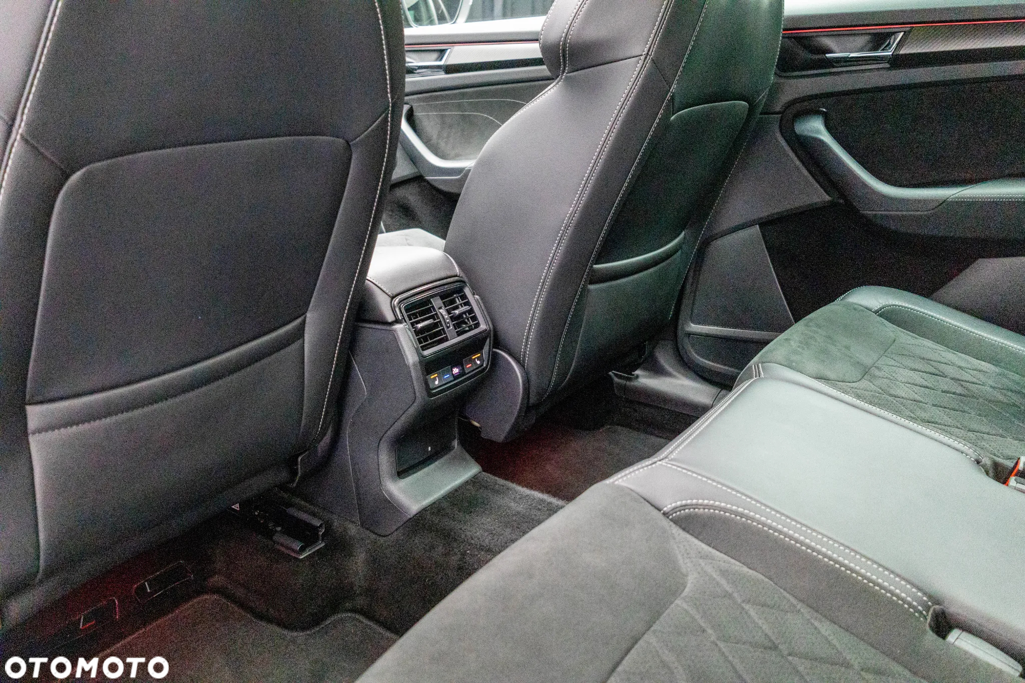 Skoda Kodiaq 2.0 TDI 4x4 DSG Sportline - 34