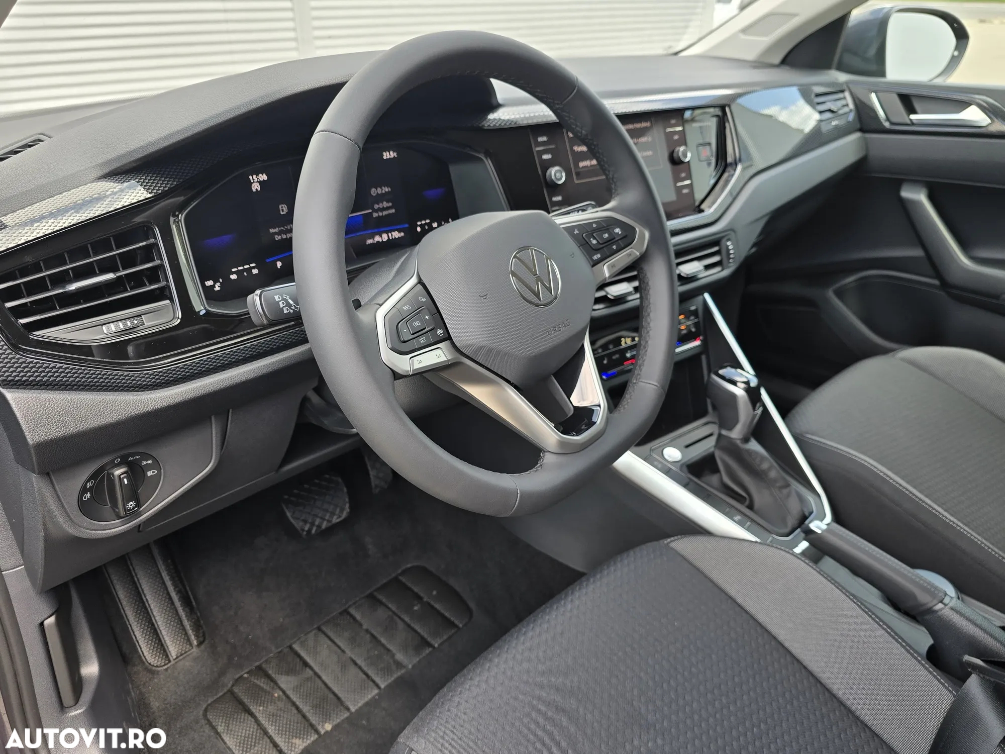 Volkswagen Taigo 1.5 TSI DSG Life - 8