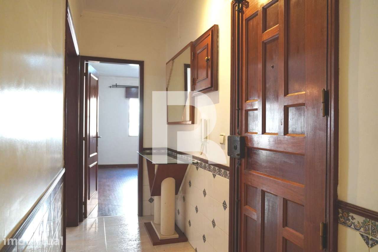 Apartamento T2 na Tapada das Mercês - Grande imagem: 2/22