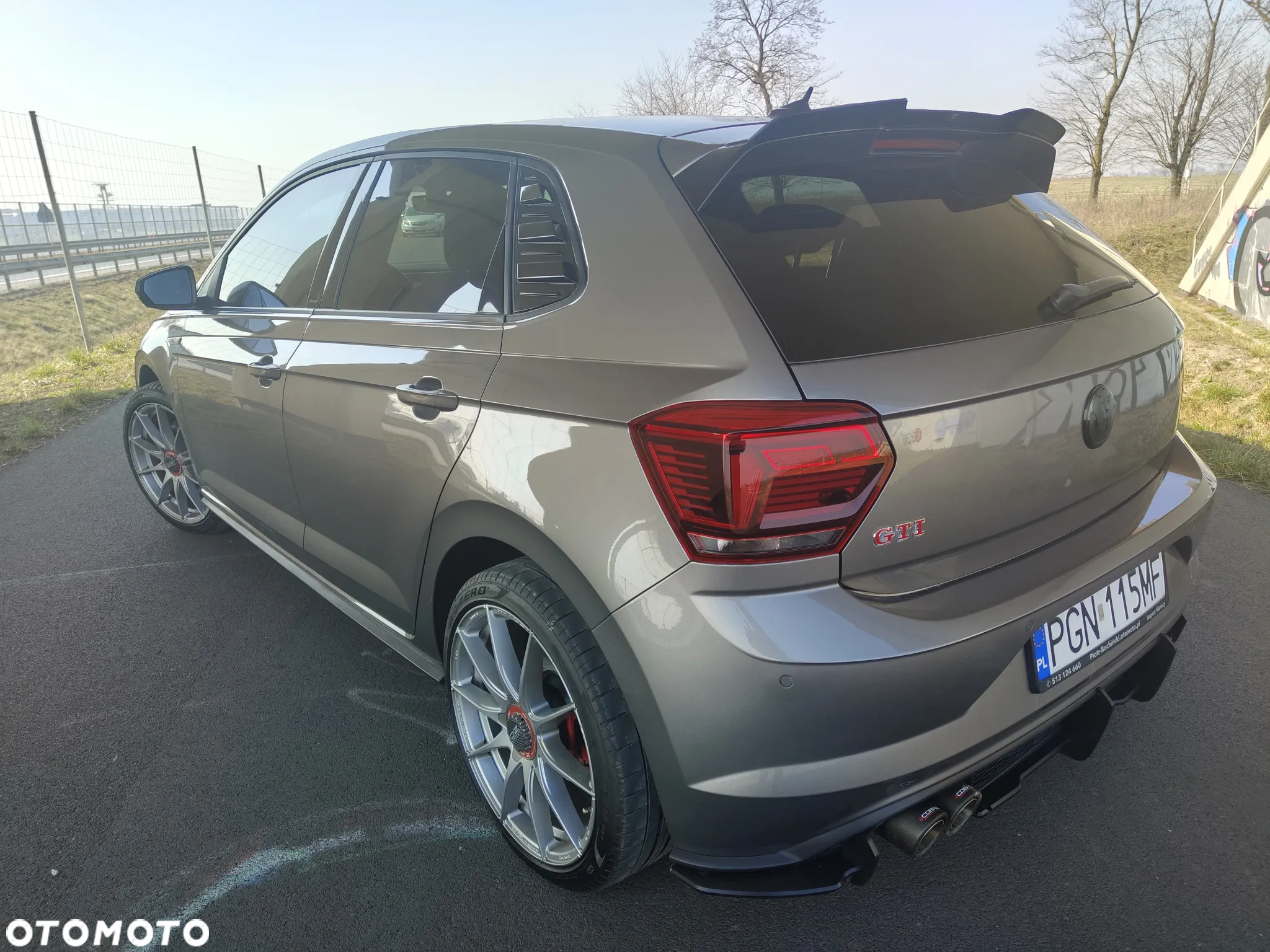 Volkswagen Polo 2.0 TSI DSG OPF GTI - 32
