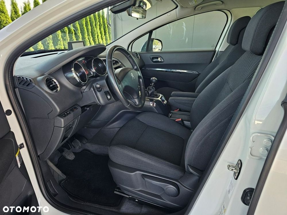 Peugeot 5008 - 13