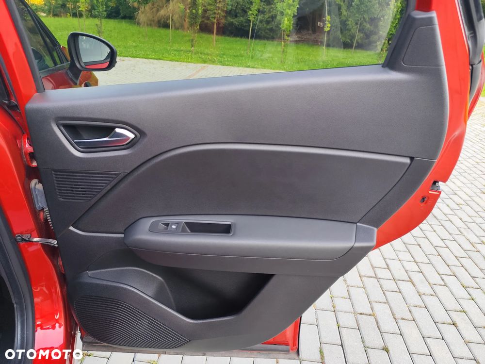 Renault Captur 1.0 TCe Zen - 28