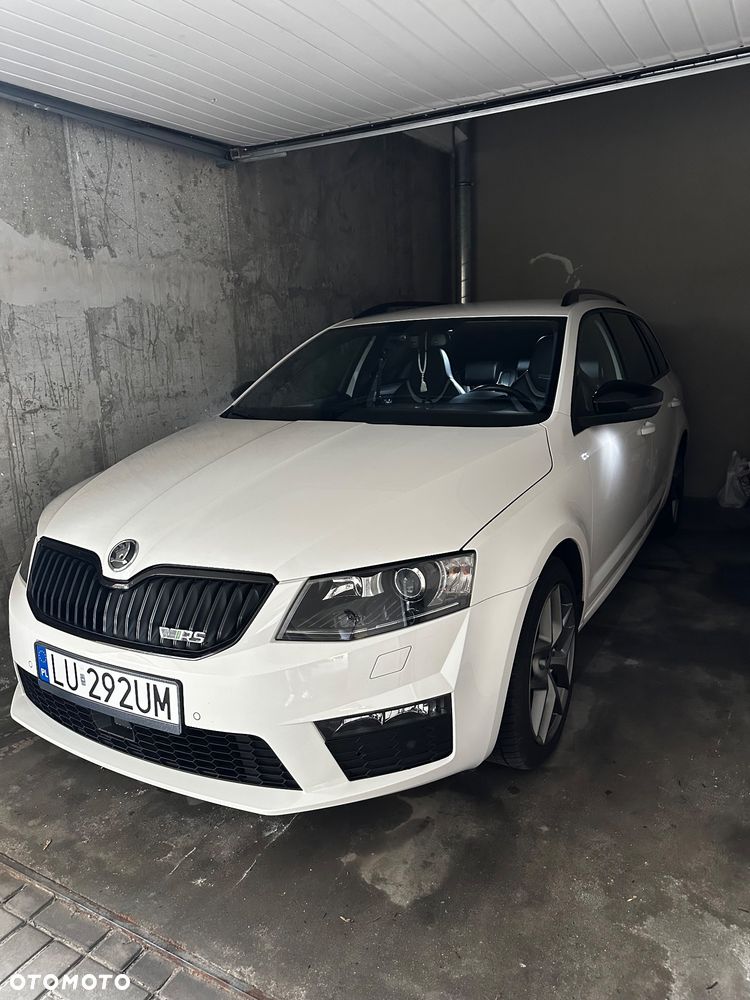 Skoda Octavia 2.0 TSI RS - 13