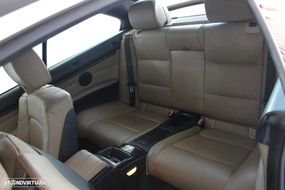 BMW 320 d Cabrio - 6