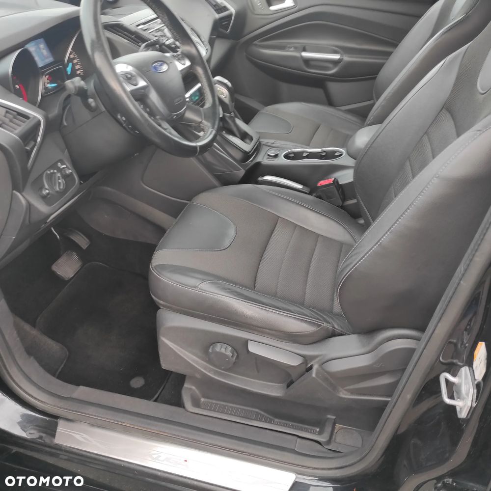 Ford Kuga 2.0 TDCi 4WD Titanium - 17
