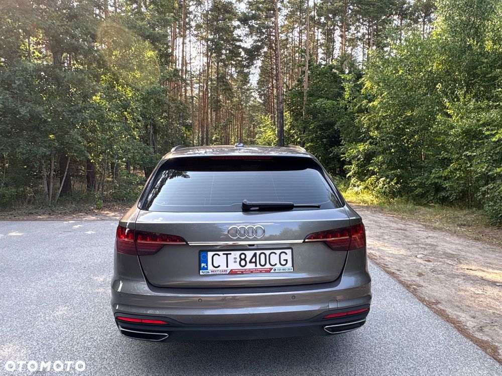 Audi A4 Avant 30 TDI S tronic - 2