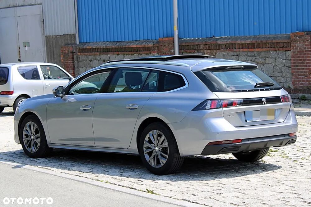 Peugeot 508 - 8