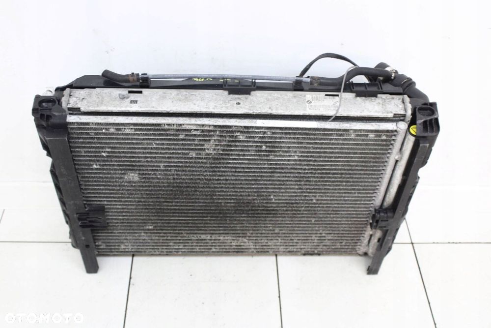 CHŁODNICE KOMPLET WENTYLATOR BMW 1 E88 E87 E81 2.0 B 7581642 7563259 - 2