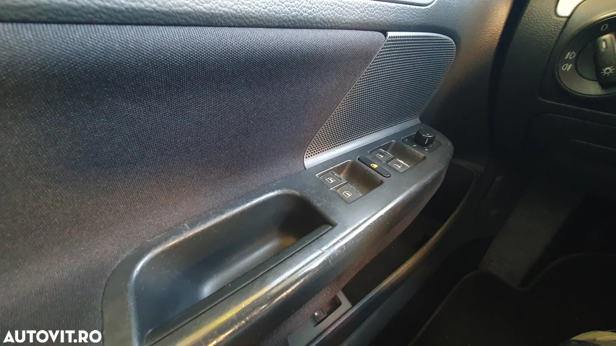 Volkswagen Jetta - 8