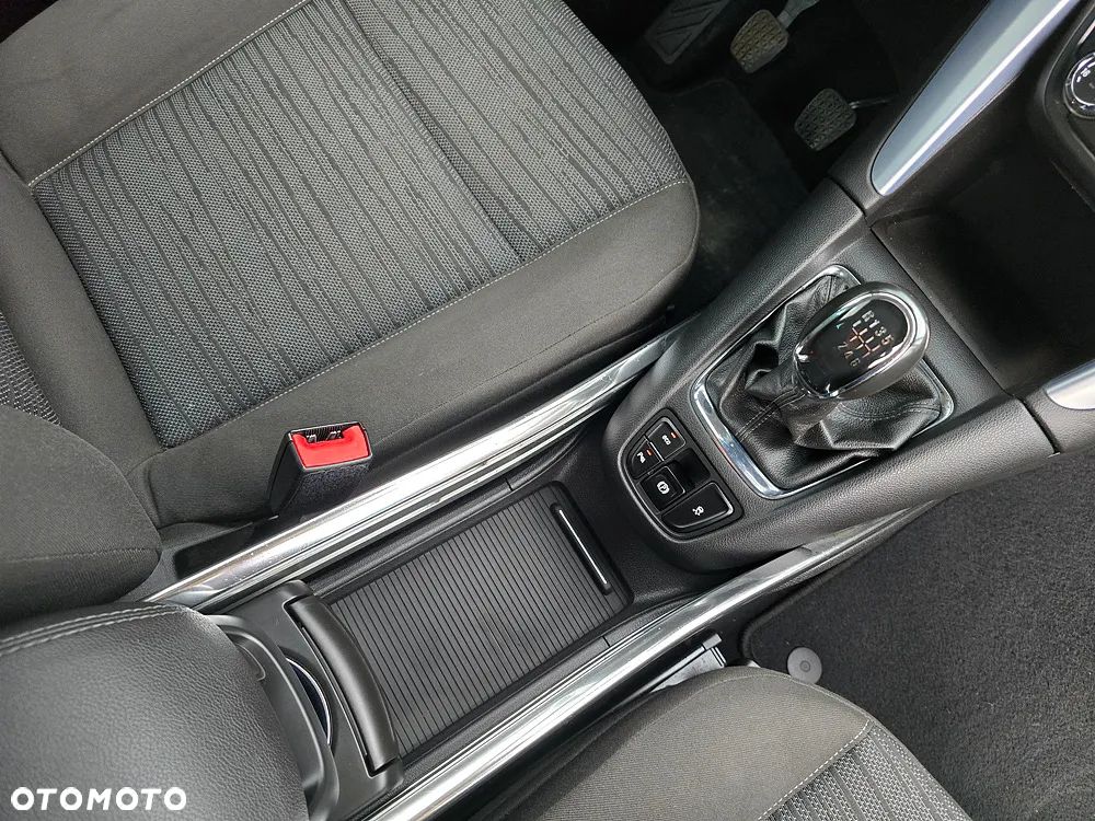 Opel Zafira 1.4 Turbo Active - 30