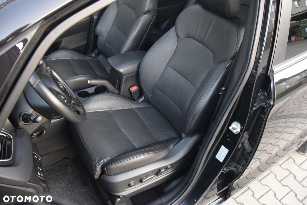 Kia Carens 1.7 CRDi 141 ISG Spirit - 13