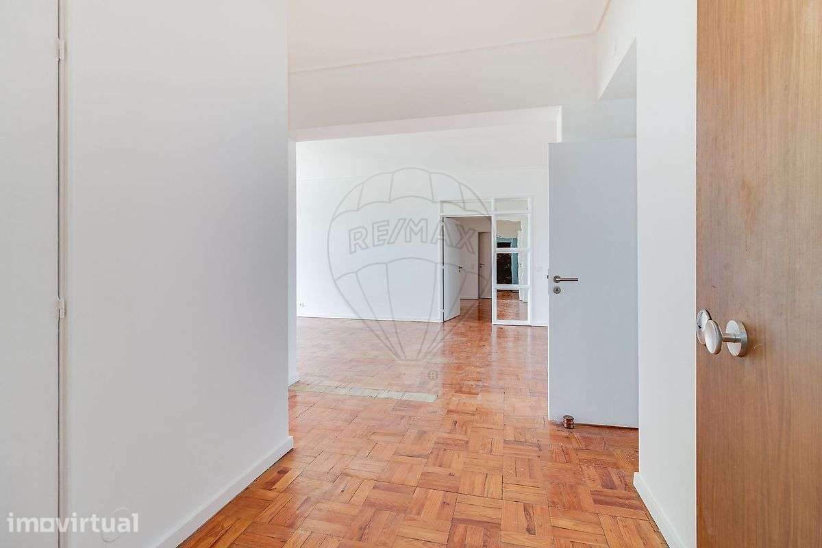 Apartamento T5 para arrendamento - Grande imagem: 2/39