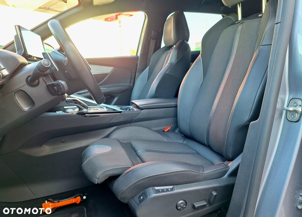 Peugeot 3008 225 e-EAT8 GT - 11