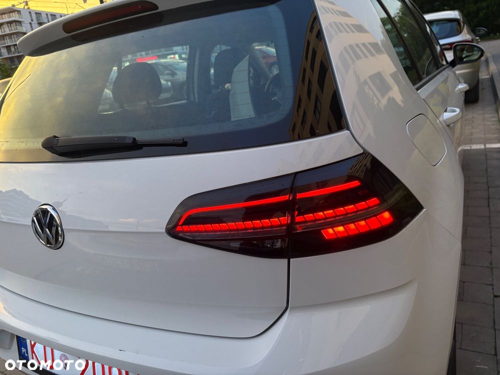 Volkswagen Golf - 13