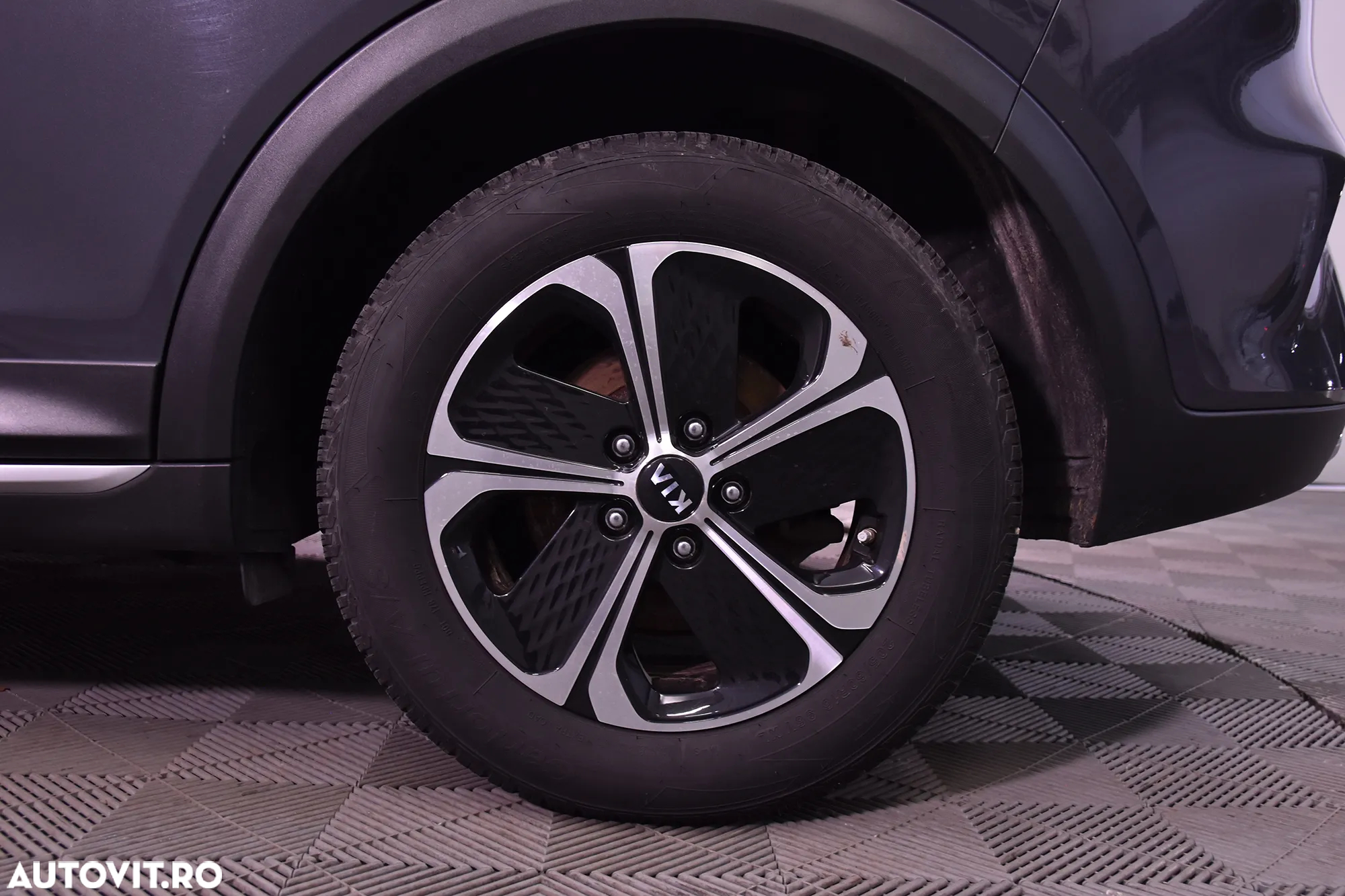 Kia XCeed - 13
