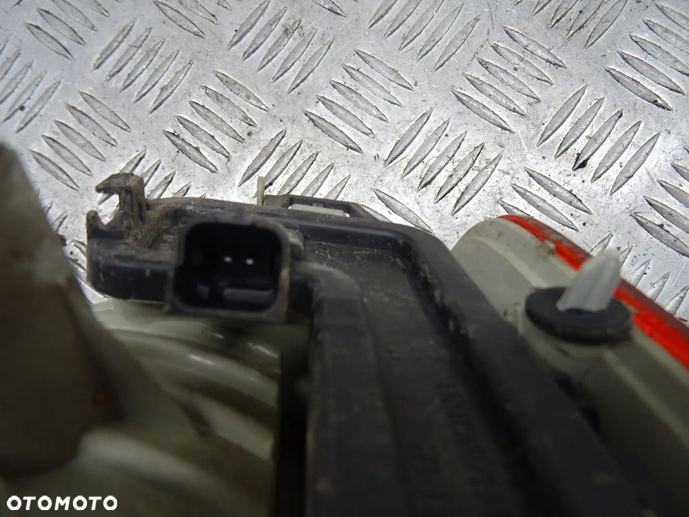 RENAULT LAGUNA III HB 07-12 2.0DCI LAMPA LEWA TYŁ TYLNA W KLAPĘ 265590001R - 7