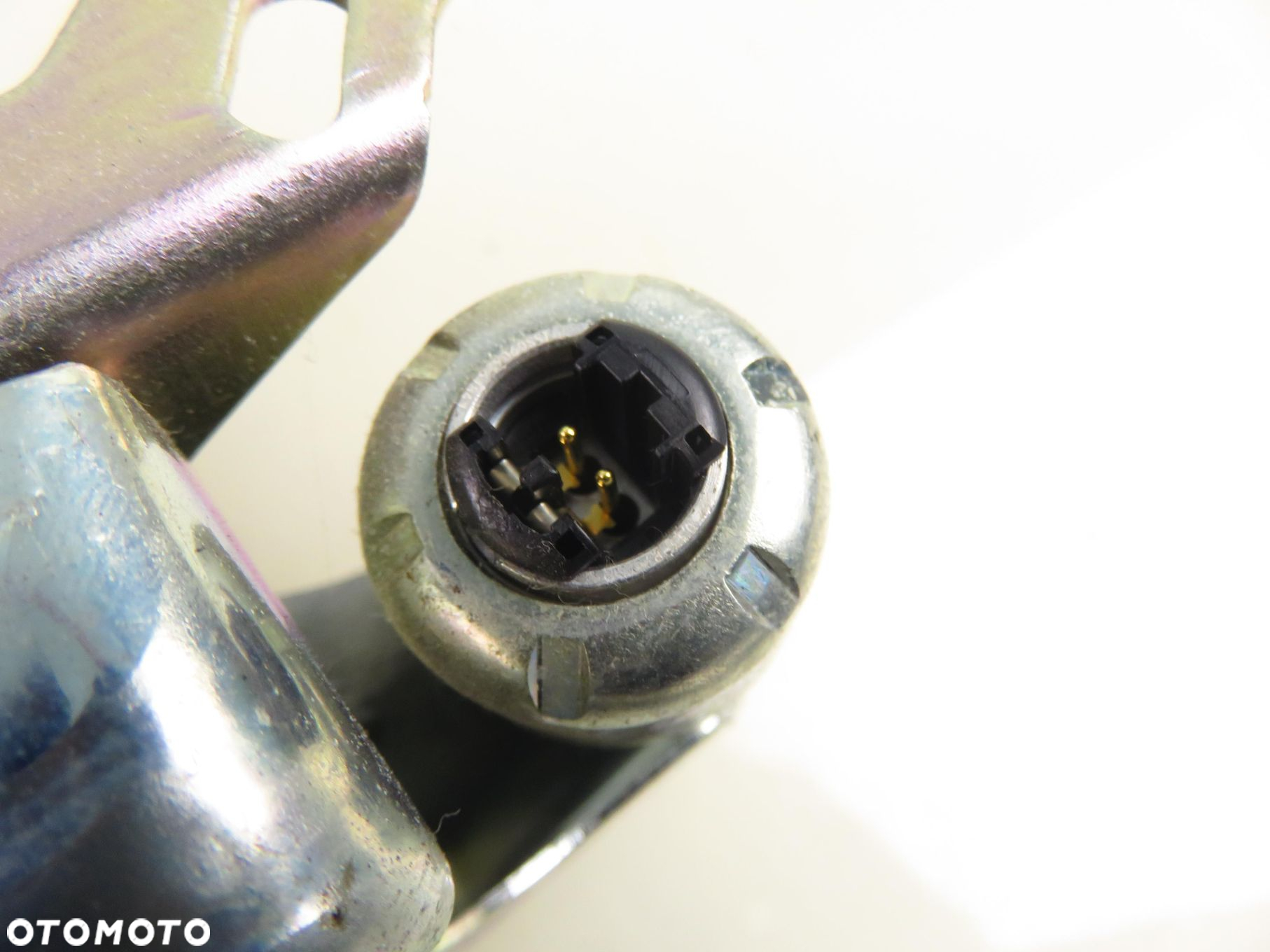 PAS LEWY PRZEDNI SUZUKI SWIFT III (MZ, EZ) 8494062J1 7P2290P - 2