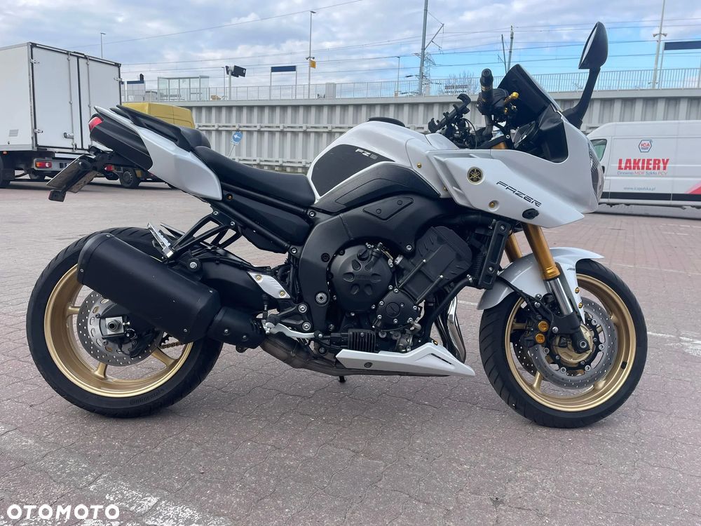 Yamaha FZ8 - 19