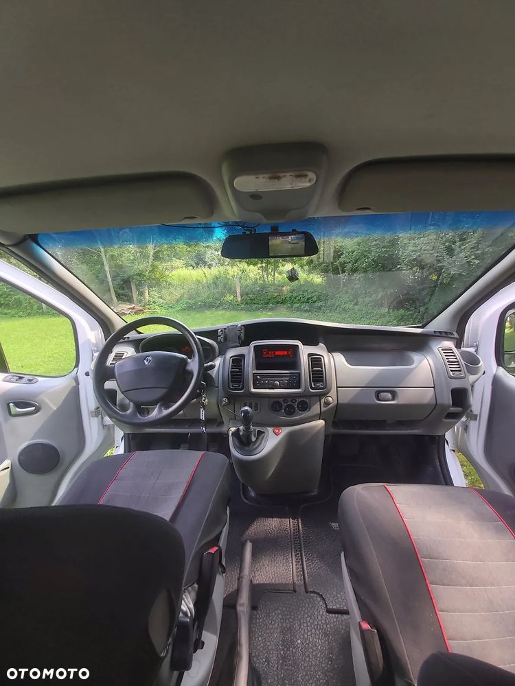 Renault Trafic - 8