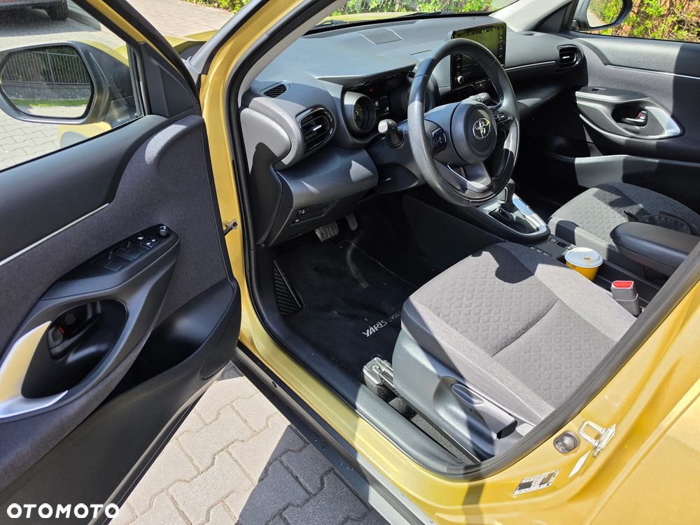 Toyota Yaris Cross Hybrid 1.5 Comfort - 12