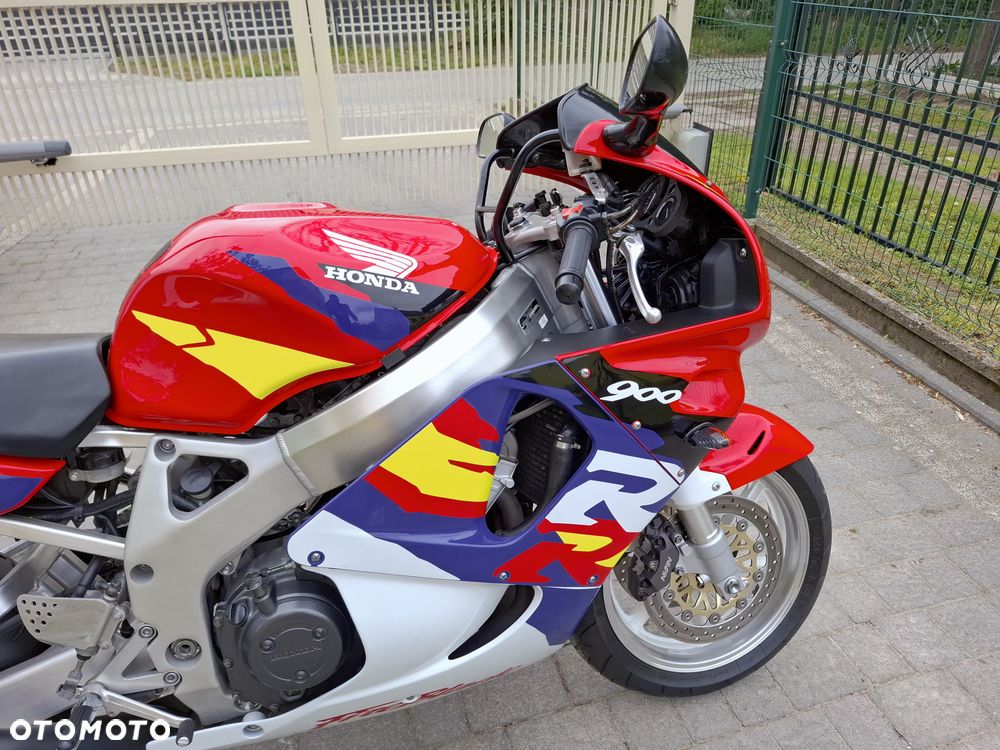 Honda CBR - 17