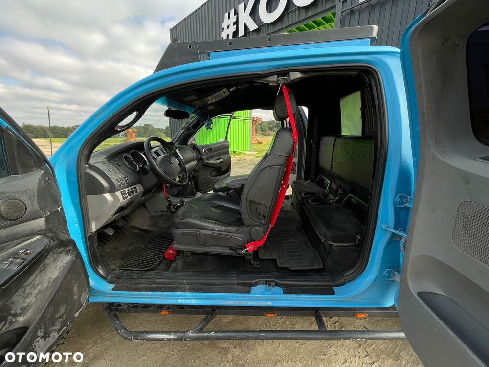 Toyota Tacoma 4.0 Access Cab 4WD - 11