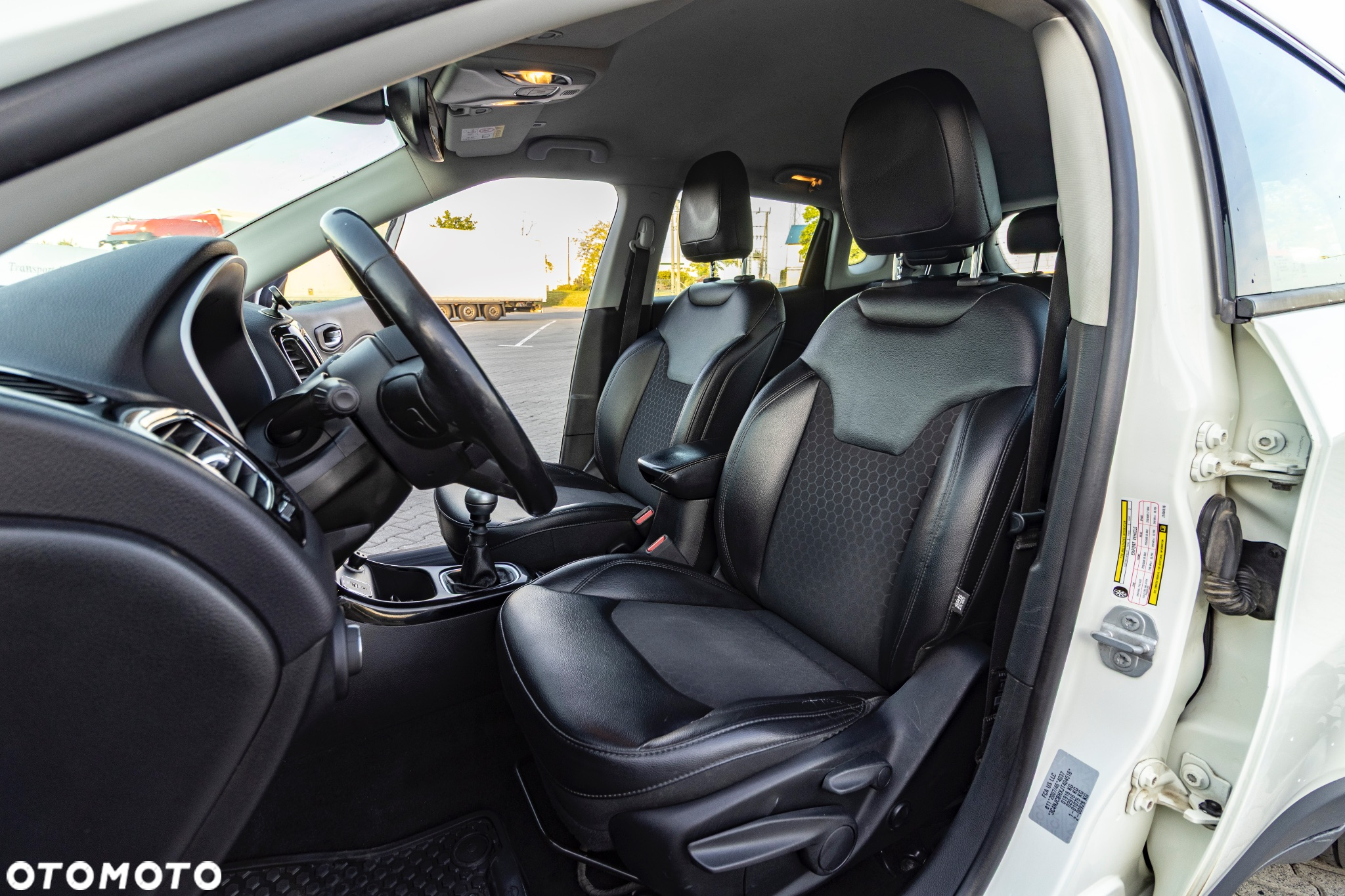 Jeep Compass 1.4 TMair Limited FWD S&S - 33