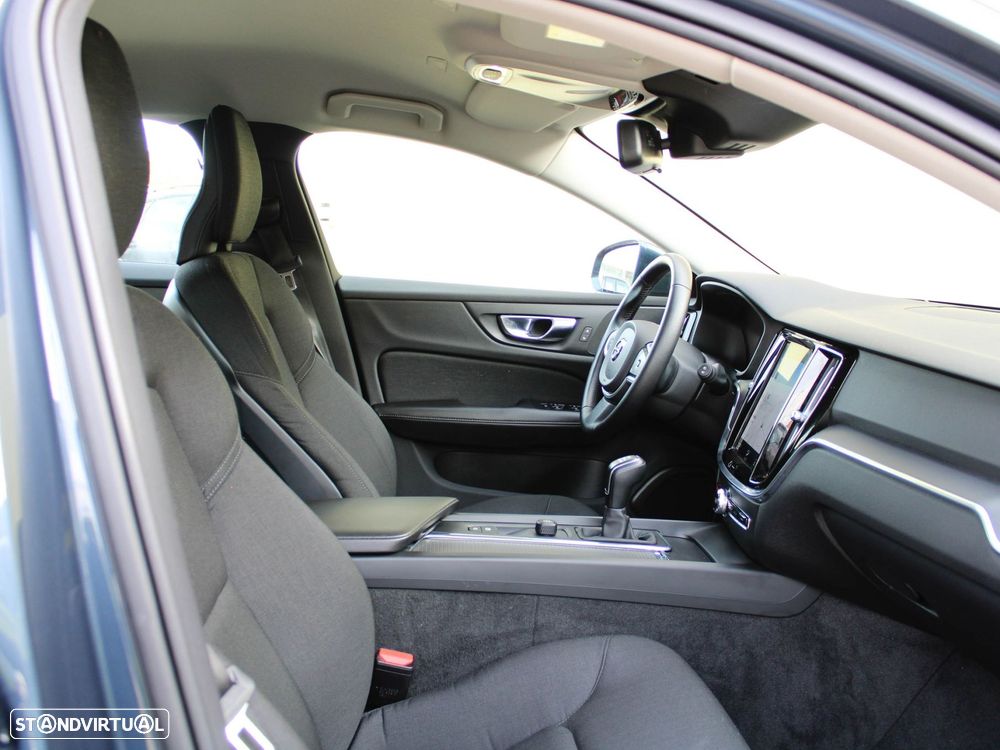Volvo V60 2.0 D3 - 47