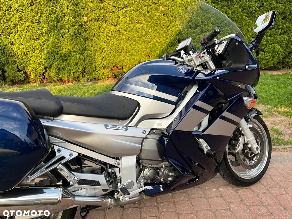 Yamaha FJR - 12