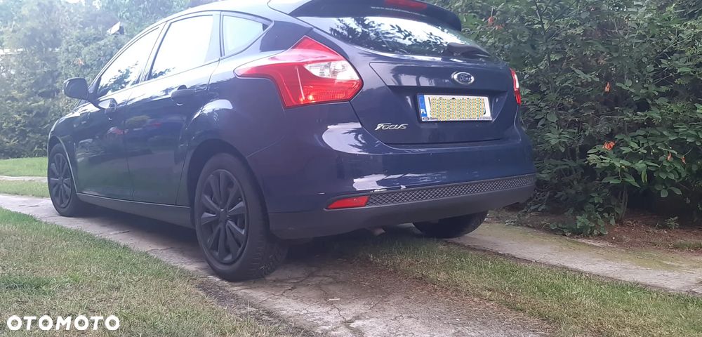 Ford Focus 1.6 Ambiente Start - 1
