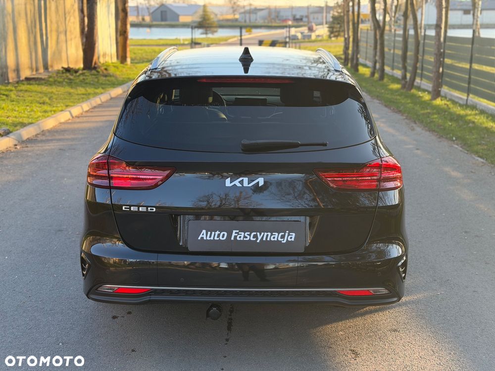Kia Ceed 1.5 T-GDI DCT7 OPF (48V Mild Hybrid) Platinum Edition - 5