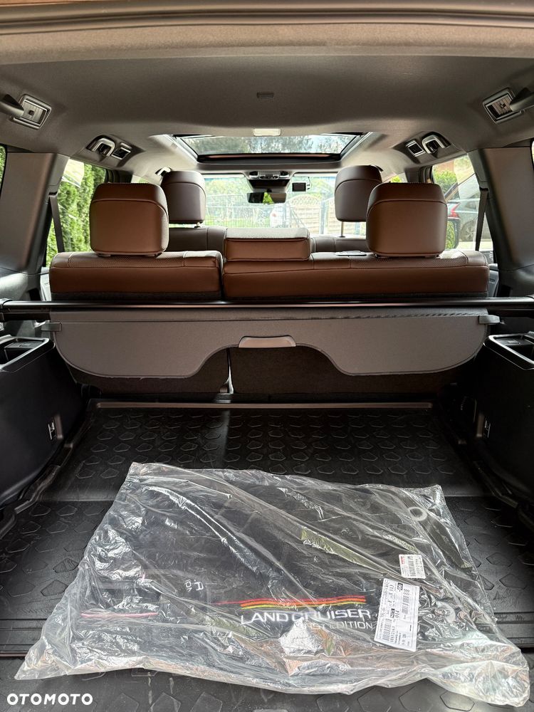 Toyota Land Cruiser LC 2.8 D-4D First Edition - 12