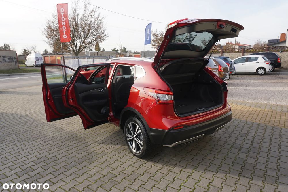 Nissan Qashqai 1.2 DIG-T N-Connecta Xtronic EU6 - 12