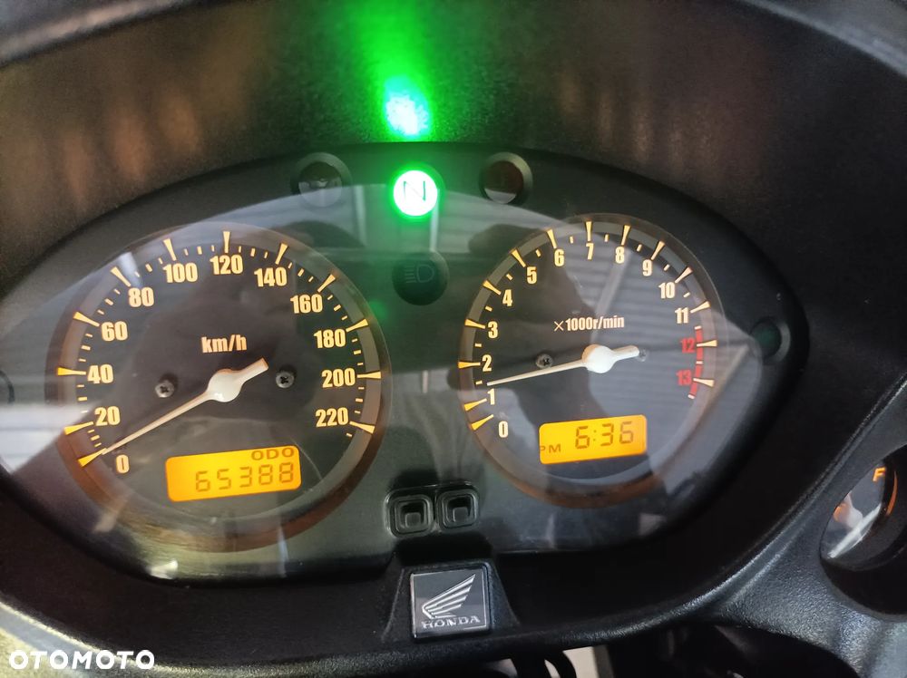 Honda CBF - 13