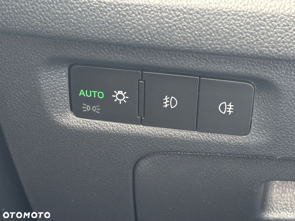 Skoda Octavia 2.0 TDI Ambition - 30