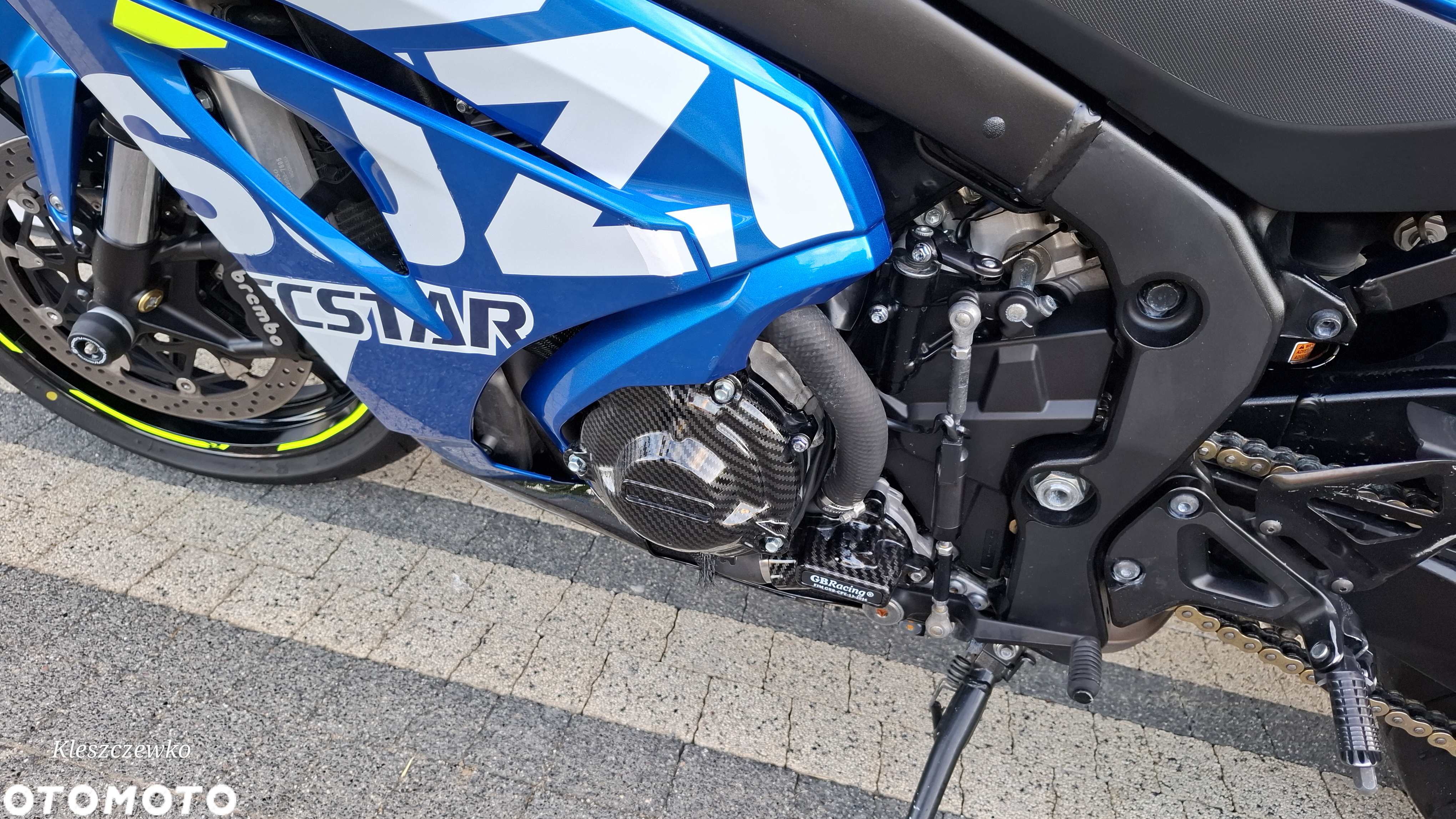 Suzuki GSX-R - 6